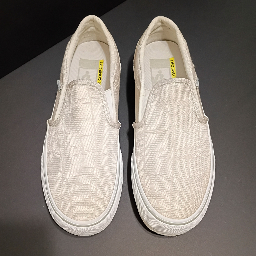 Vans Cream Classic Slip-on Deluxe Comfort Women's Shoes - Picture 6 of 11